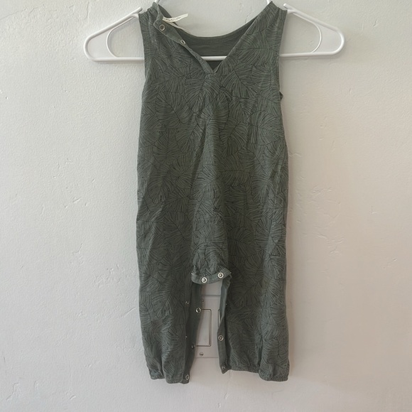 Rylee & cru palm leaf romper - Picture 4 of 4